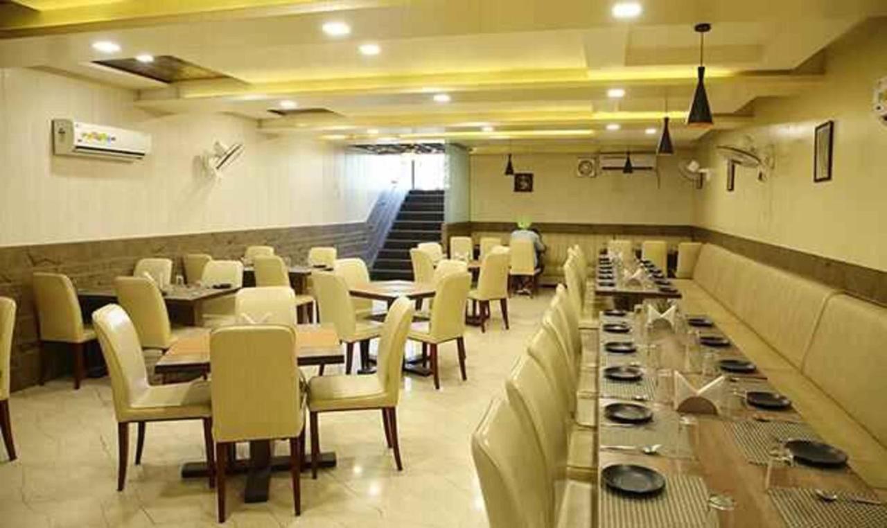 Fabhotel Corbett Inn Rudrapur Ngoại thất bức ảnh
